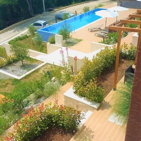 Cozy Apartments With Pool And Splendid Seaview Kavač Eksteriør bilde