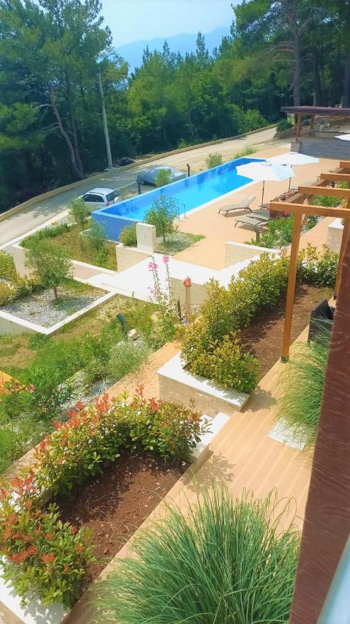 Cozy Apartments With Pool And Splendid Seaview Kavač Eksteriør bilde